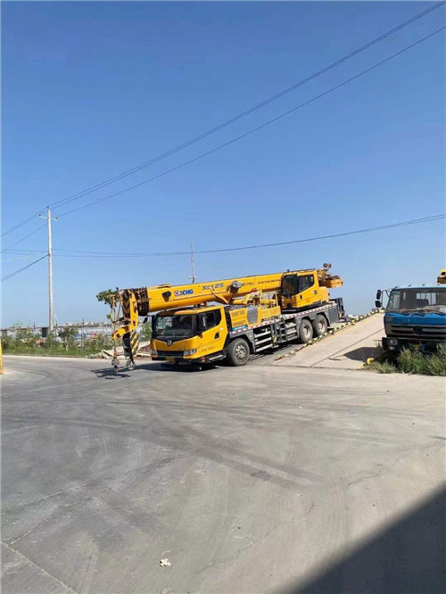 盐都区吊车作业时，可能会产生哪些额外收费项目？