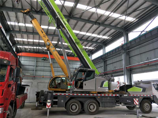 盐都区高空车出租需要注意哪些安全事项？