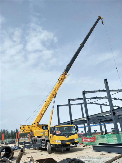 盐都区超高层建筑钢结构吊装案例